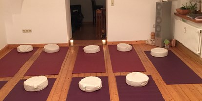 Yogakurs - spezielle Yogaangebote: Ernährungskurse - Tittmoning - Ahyrana Yoga -Therapie