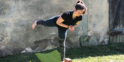 Yogakurs - Kurse für bestimmte Zielgruppen: Kurse für Senioren - Saarbrücken Mitte - Lena Katharina