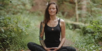 Yogakurs - Kurssprache: Italienisch - Sächsische Schweiz - Sanfte Kriegerin - Yvonne Sanders