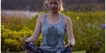 Yogakurs - Kurse für bestimmte Zielgruppen: Kurse nur für Frauen - Deutschland - Susanne Stricker Lovely Yoga in Mehlingen