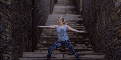 Yoga course - Kurse mit Förderung durch Krankenkassen - Susanne Stricker Lovely Yoga in Mehlingen