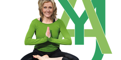 Yogakurs - vorhandenes Yogazubehör: Stühle - Stephanskirchen - Yoga bei Andrea Joost