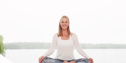 Yogakurs - Yogastil: Hatha Yoga - Eutin - Suzanne Kern Yoga Lehrerin aus Eutin - Suzanne Kern Yoga Meditation Coaching in Eutin