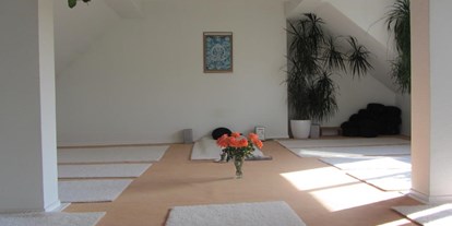 Yogakurs - Kurssprache: Deutsch - Münster (Münster, Stadt) - Der Yoga Raum aus einer anderen Perspektive. - Patanjali Yogaschule Münster - Slow Yoga in Münster