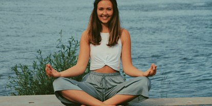 Yogakurs - geeignet für: Schwangere - Hessen - Romina Fricke Yoga