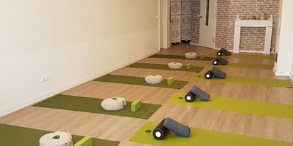 Yogakurs - vorhandenes Yogazubehör: Yogamatten - Oberbayern - Britta Haft, LOVEDIY