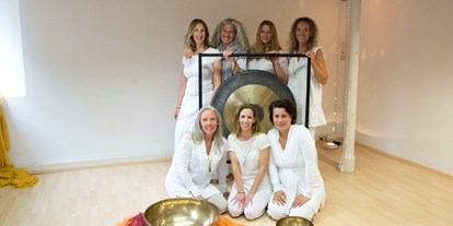 Yogakurs - Kurse für bestimmte Zielgruppen: Kurse für Schwangere (Pränatal) - Unterschleißheim - Yoga-Together one