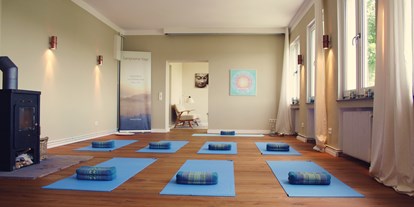 Yogakurs - vorhandenes Yogazubehör: Sitz- / Meditationskissen - Ruhrgebiet - Sampoorna Yoga Wetter