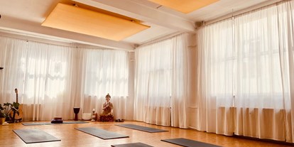 Yoga course - Erfahrung im Unterrichten: > 5000 Yoga-Kurse - Steffen Katz | Yoga in Weimar
