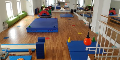 Yogakurs - Ausstattung: kostenloses WLAN - Köln, Bonn, Eifel ... - Kinderturnen - Together Yoga & Zumba Studio