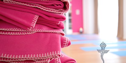 Yogakurs - Kurse für bestimmte Zielgruppen: Kurse für Kinder - Hessen - Yogaraum Frankfurt - SAKTI YOGA