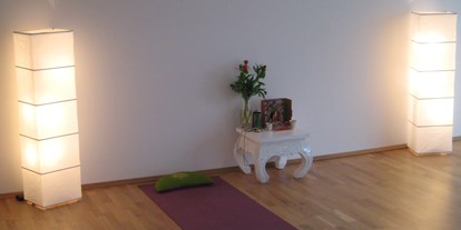 Yogakurs - Kurse mit Förderung durch Krankenkassen - Hessen Süd - Lotusblume Yoga & Ayurveda