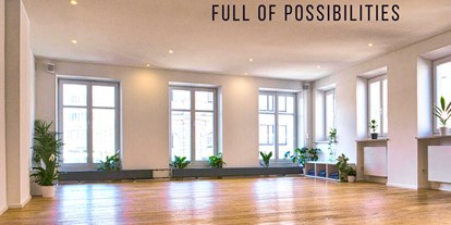 Yogakurs - Ausstattung: Umkleide - Region Augsburg - Studio - LOFT - COACHING | BREATHWORK | YOGA