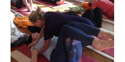 Yogakurs - geeignet für: Blinde- und Sehbehinderte - Franken - Thai Yoga Sensitive Michaela Wittmann Yoga, Ayurveda & Reisen