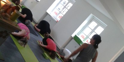 Yogakurs - vorhandenes Yogazubehör: Yogablöcke - Essen Stadtbezirke II - Yogaraum Werden