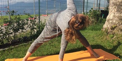 Yogakurs - Kurse für bestimmte Zielgruppen: Kurse für Dickere Menschen - Mainz Gonsenheim - Yoga am Comer See - ZEIT NUR FÜR DICH - Yoga-Privatstunde 1:1