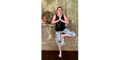 Yogakurs - geeignet für: Fortgeschrittene - Offenbach - Namaste - ich freue mich auf Dich 🙏🏼🧘‍♀️🤩 -  YuttaYoga Anusara Elements Yoga, Pränatal Yoga