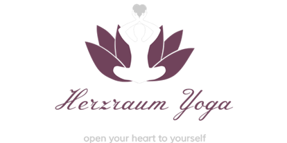 Yogakurs - Yogastil: Vinyasa Flow - Region Schwaben - Logo Herzraumyoga - Prenatal Yoga