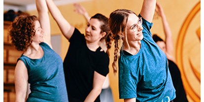 Yogakurs - Kurse für bestimmte Zielgruppen: Kurse für Jugendliche - Bayern - Olli's Yoga