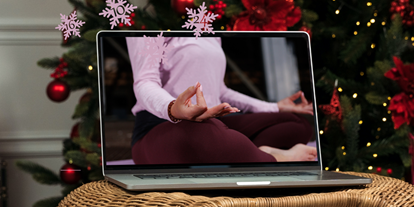 Yogakurs - Weitere Angebote: Retreats/ Yoga Reisen - Hessen - Feel The Flow Yoga  - Online Yoga Adventskalender