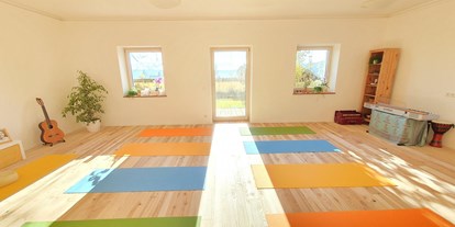 Yogakurs - Art der Yogakurse: Offene Kurse (Einstieg jederzeit möglich) - Salzburg - Seenland - Yoga Vidya Seekirchen 