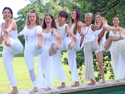 Yogakurs - Anerkennung durch Berufsverband: kein hier genannter - 200h Multi-Style Yogalehrer Ausbildung