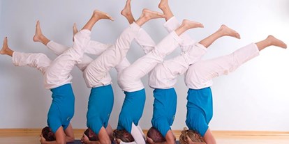 Yogakurs - Erreichbarkeit: gut mit dem Auto - Österreich - https://scontent.xx.fbcdn.net/hphotos-prn2/t31.0-8/s720x720/1397755_550092185064768_395436155_o.jpg - Devananda Yogaschule - österreichische Schule für klassischen Yoga