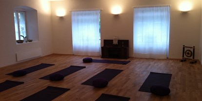 Yogakurs - Ambiente: Kleine Räumlichkeiten - Faaker-/Ossiachersee - YOGA.