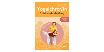 Yogakurs - Ausstattung: Yogabücher - Yogalehrerausbildung- 2 Jahresausbildung mit ZPP-Anerkennung - 2 Jahres Ausbildung YogalehrerIn