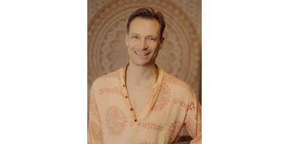 Yogakurs - Yogalehrer:in - Hessen Süd - yoga.klang.und.mehr