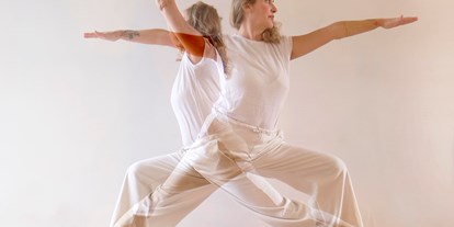 Yogakurs - Yogastil: Anderes - Felsberg Beuern - BILLAYOGA: Meine Online-Yoga-Angebote für Dich!