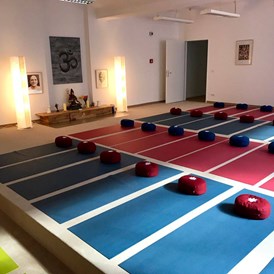 Yoga: Yoga Vidya Center in Berlin