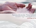 Yoga: https://scontent.xx.fbcdn.net/hphotos-xfp1/t31.0-8/s720x720/11731926_1452832835041153_6200387061317980739_o.jpg - Yoga als Therapie