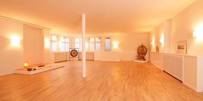 Yogakurs - Kurse für bestimmte Zielgruppen: Kurse für Unternehmen - Hamburg-Stadt Eppendorf - ARDAS - Zentrum für Yoga & Gesundheit