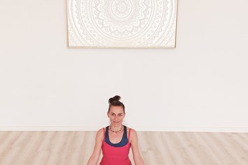 Yoga: Heike Eichenseher Sunsalute Yoga