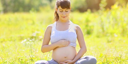 Yogakurs - Inhalte für Zielgruppen: Rückbildung (Postnatal) - The Mothers Journey - Schwangerschafts Yoga Ausbildung