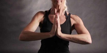 Yogakurs - Mitglied im Yoga-Verband: BYV (Der Berufsverband der Yoga Vidya Lehrer/innen) - Inge Balland