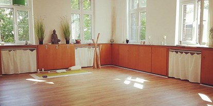 Yogakurs - Online-Yogakurse - Ruhrgebiet - Unser gemütliches Yogastudio - Yoga - Hatha, Vinyasa, Yin, Pränatal, Postnatal