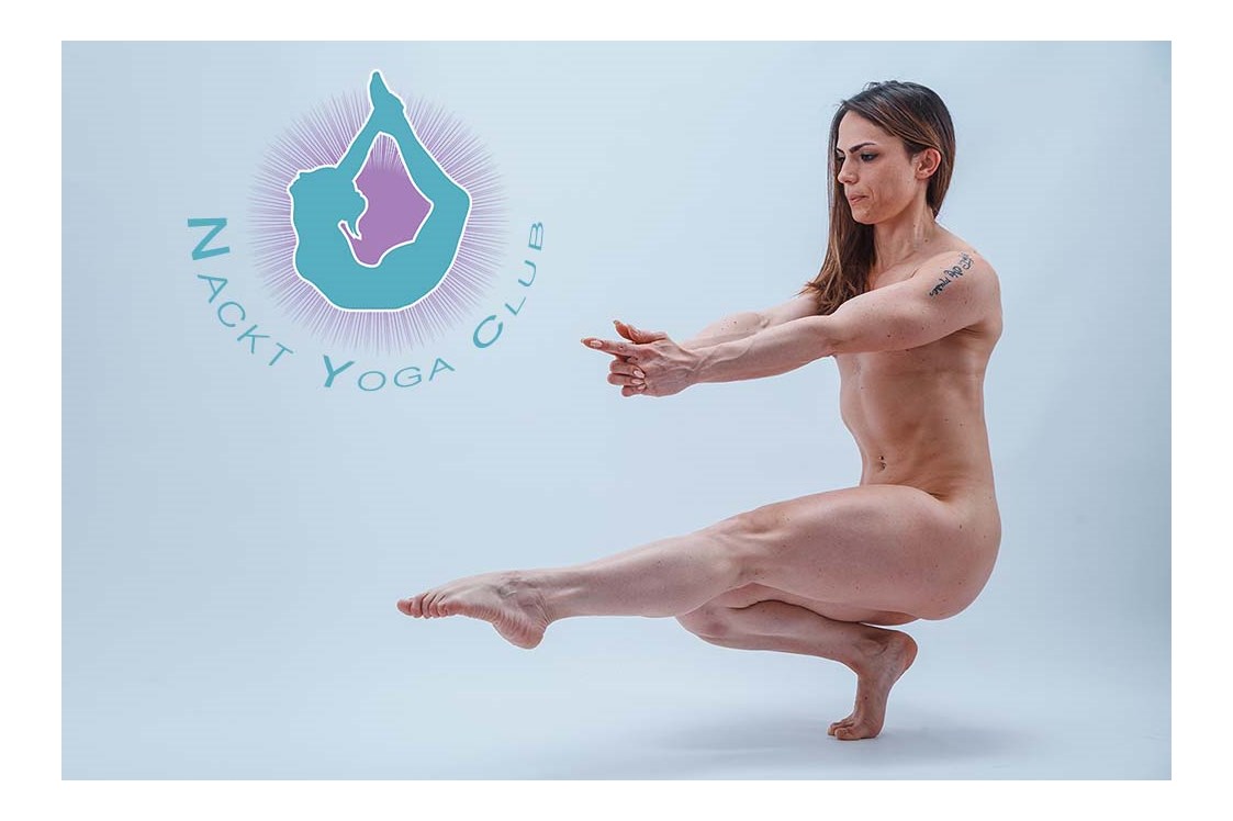 Yoga: Nackt Yoga Club