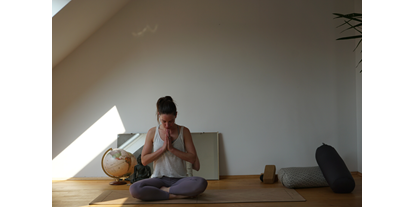 Yogakurs - spezielle Yogaangebote: Meditationskurse - Niederrhein - Namaste  - bewithbalance