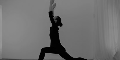 Yogakurs - vorhandenes Yogazubehör: Yogagurte - Bielefeld Brackwede - Resilienz Yoga