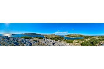 Yogaevent: Panorama über die Kornaten in Kroatien einem großen Insel-Nationalpark - Segeln und Yoga Retreat Kroatien 2022
